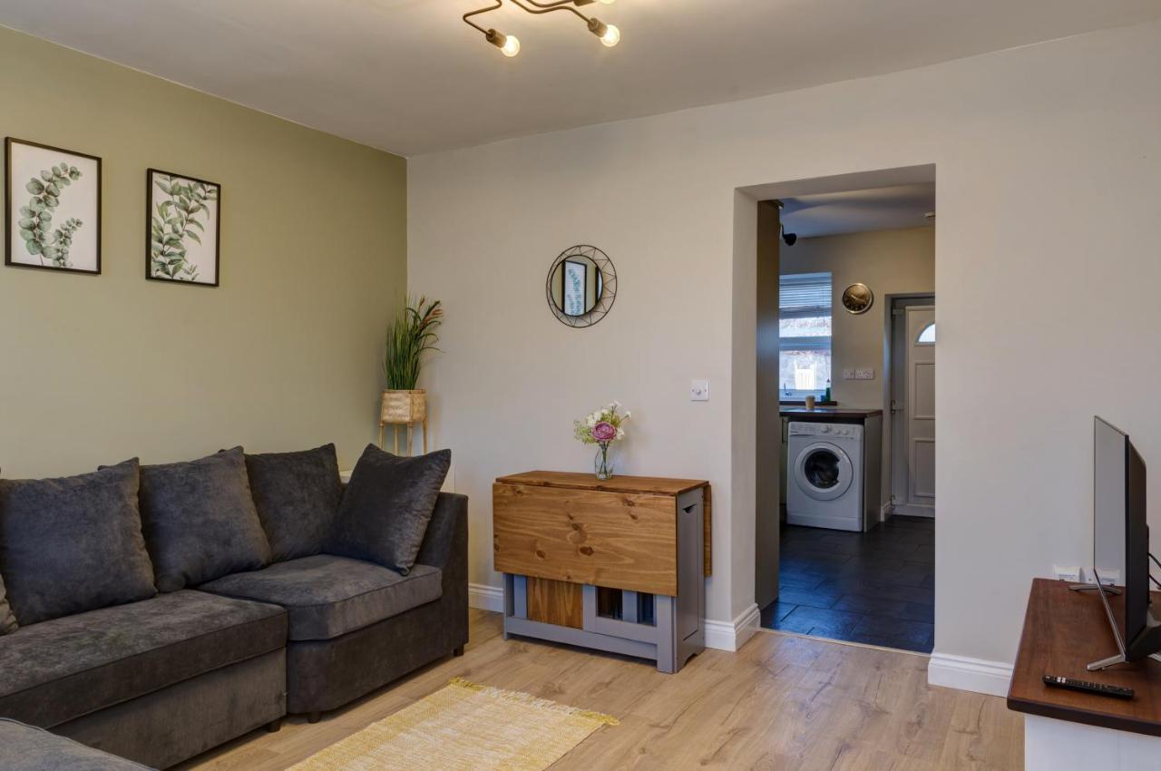 Cosy 2 Bed Home Chesterfield Exteriér fotografie